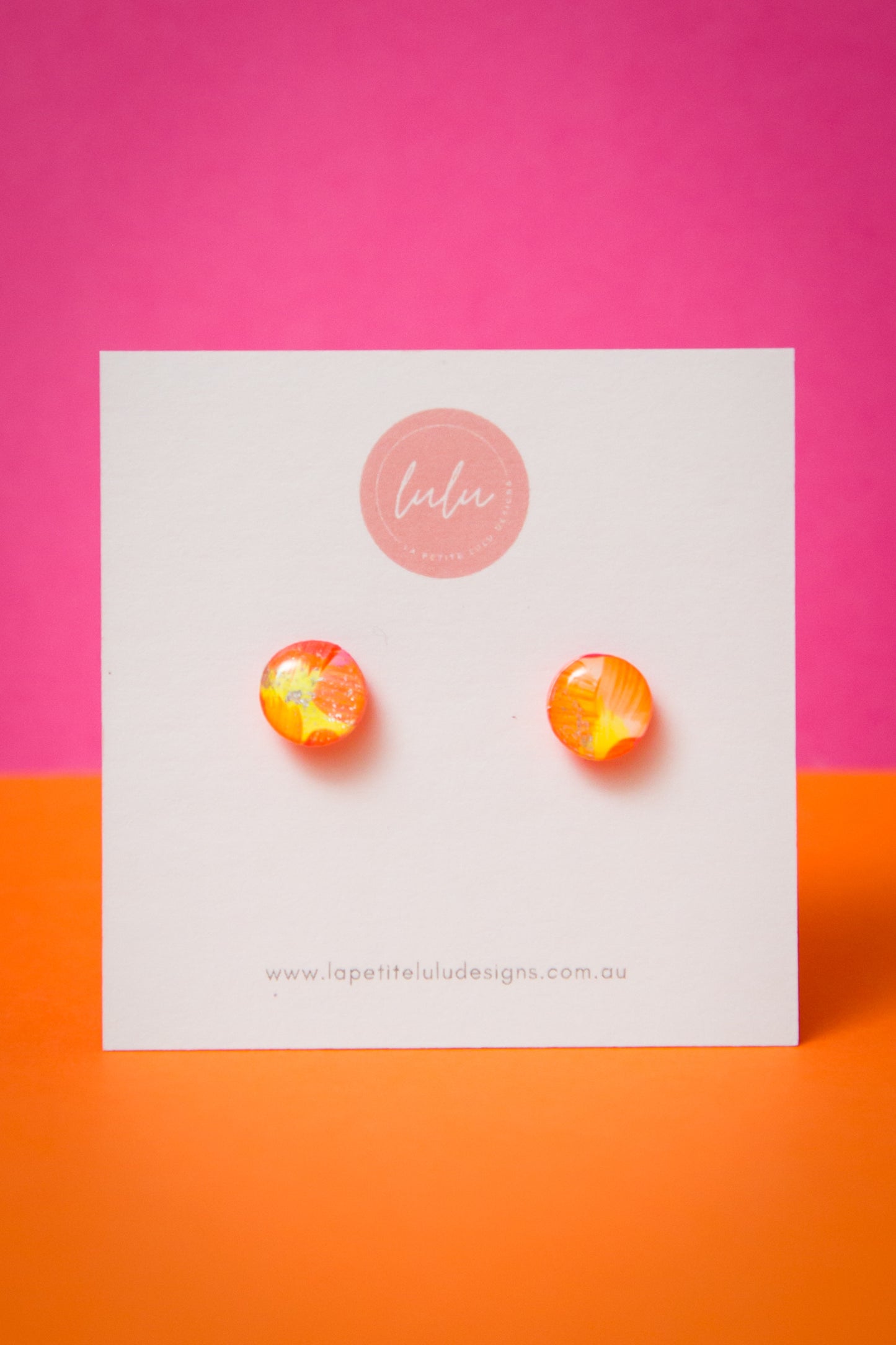 Circle Studs (petite) | Neon Mirage