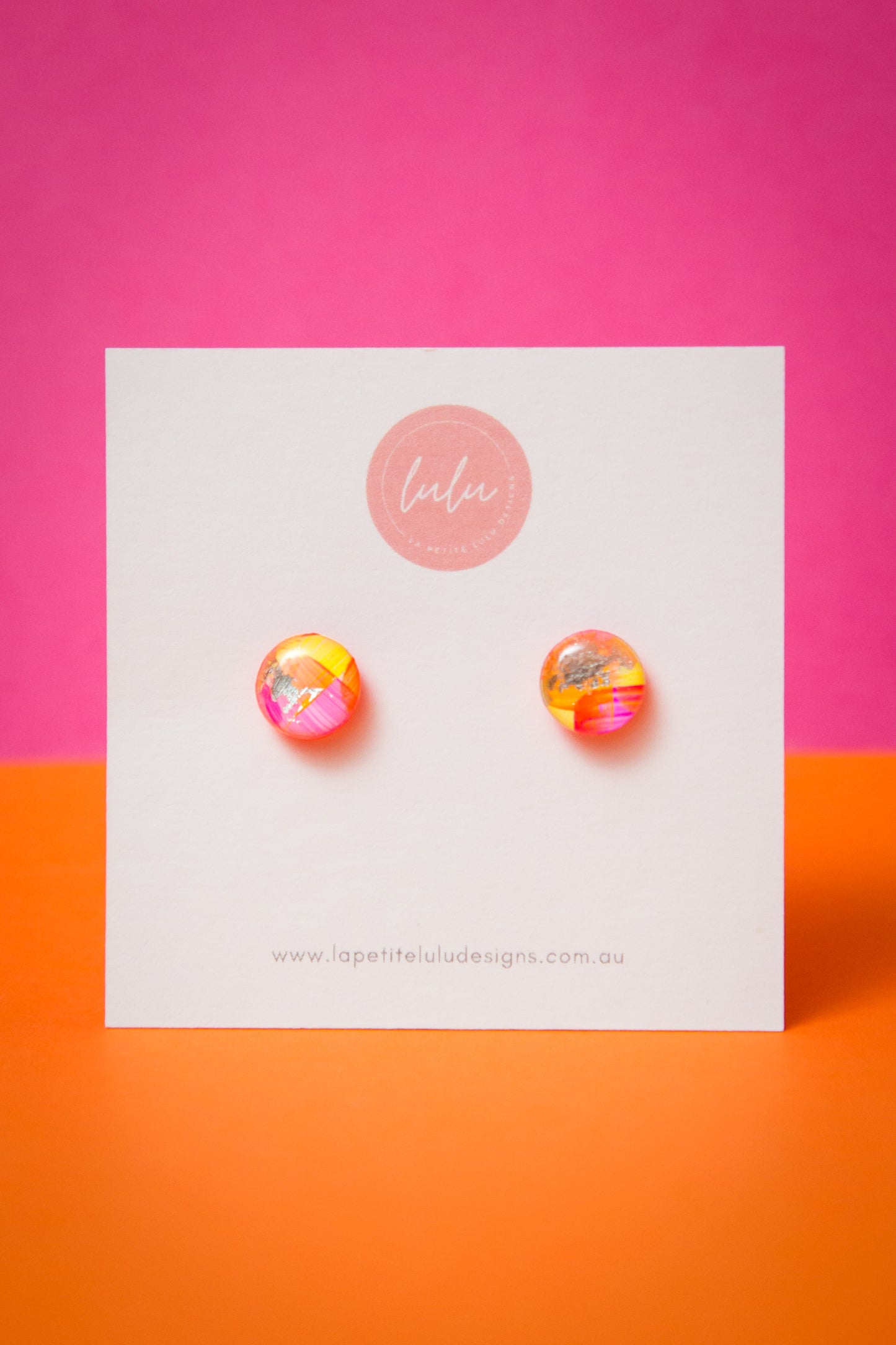 Circle Studs (petite) | Neon Mirage